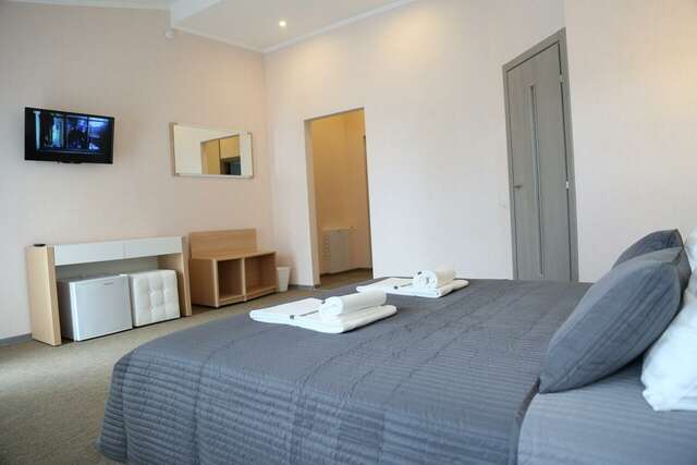 Гостиница А-сьют Омск-13