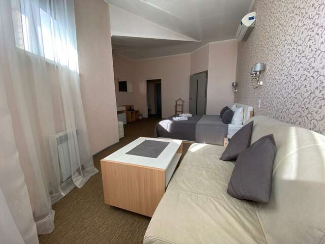 Гостиница А-сьют Омск-186